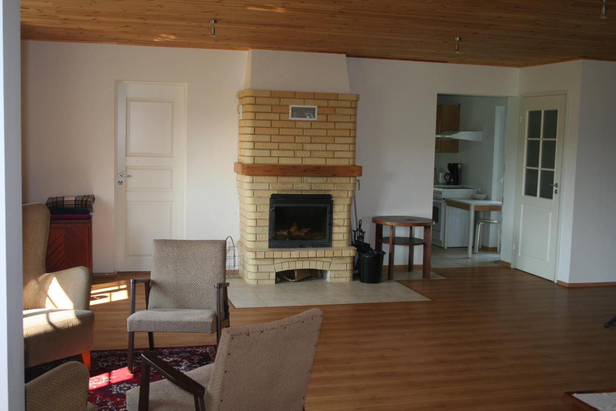 Ponka Guesthouse Joesuu  Ngoại thất bức ảnh